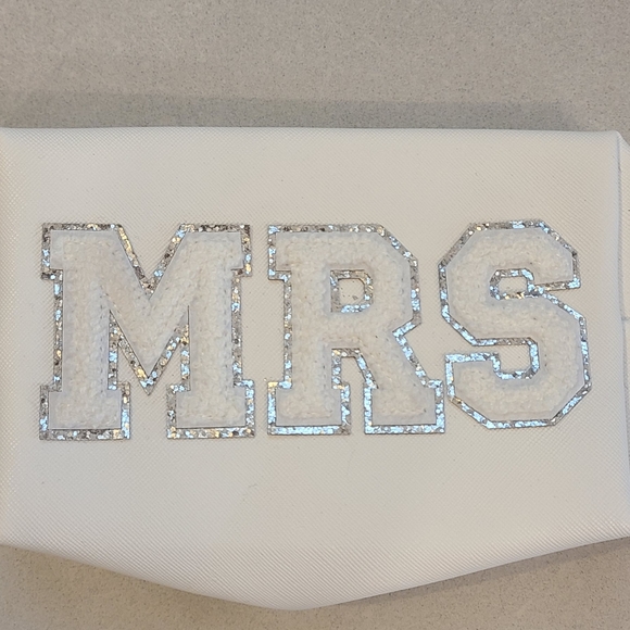MRS Makeup Bag - Picture 4 of 9